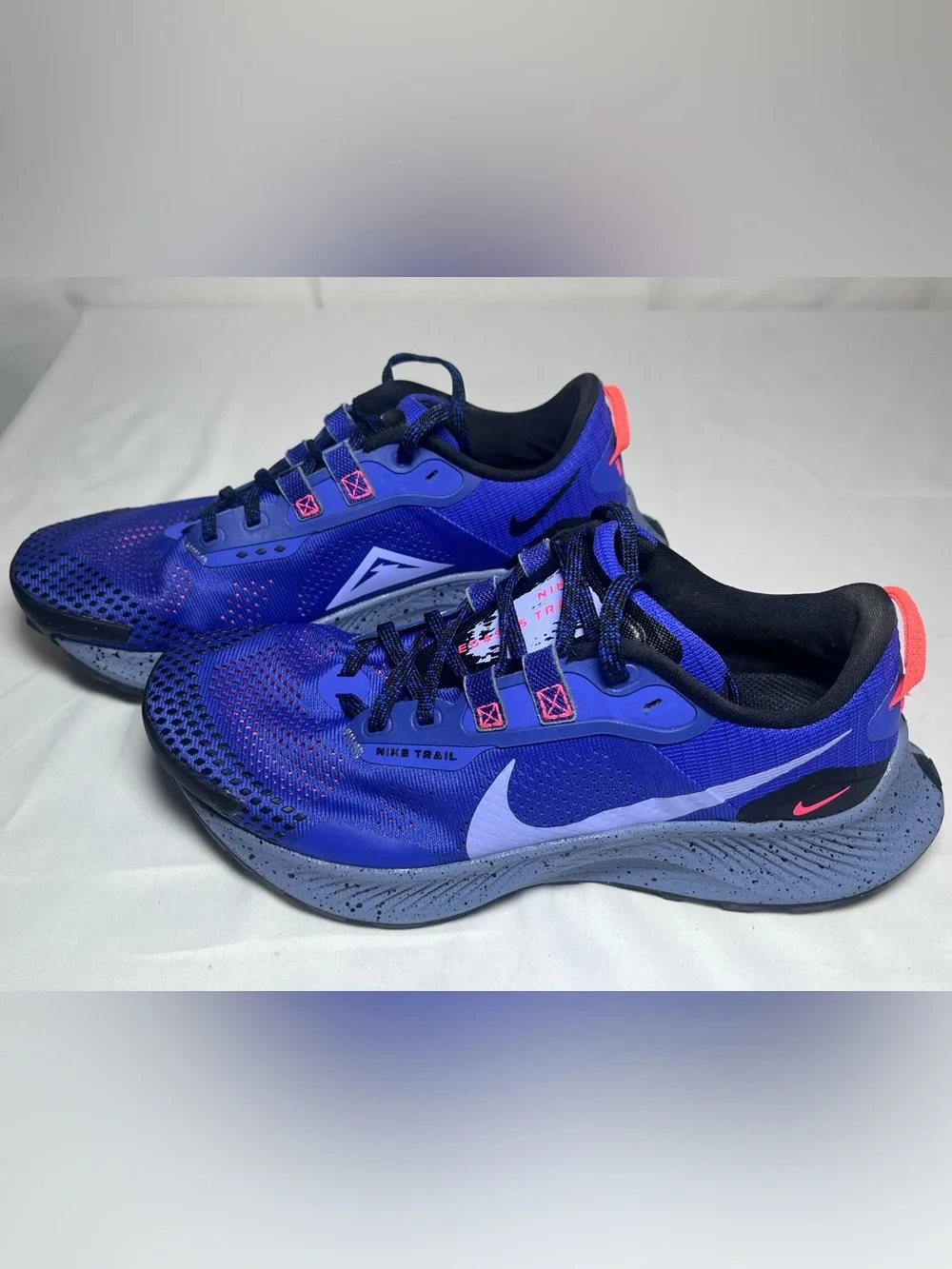 Nike Pegasus Trail 3 Running Shoes with Coral Accents